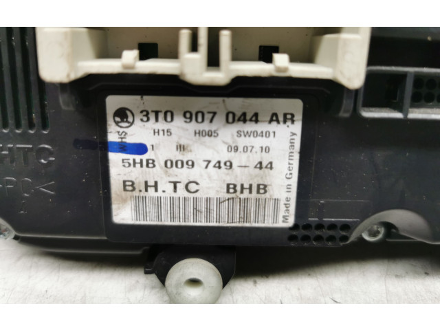 Блок управления климат-контролем 3T0907044AR, 5HB00974944 Skoda Superb B5 (3U)