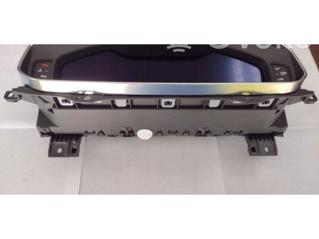 Přístrojová deska  Audi A8 S8 D5 2013 4N0920790C  