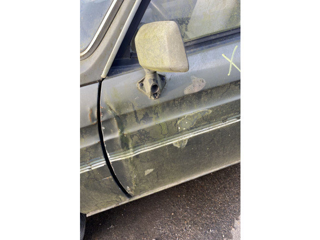 Зеркало электрическое        Peugeot 104   -  года   