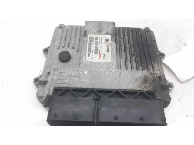 Блок управления двигателя 55563975 Suzuki Swift