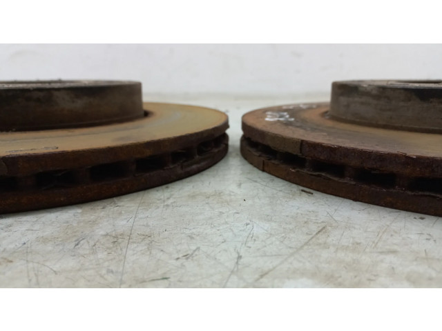 Передний тормозной диск       Volkswagen Jetta USA 1.4   