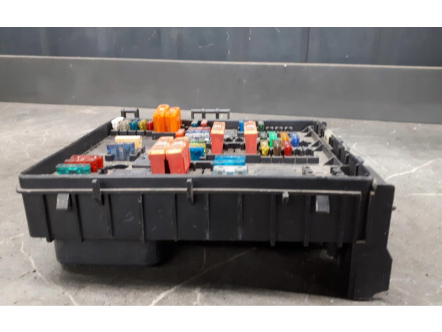 Блок предохранителей  1k0937124d   Audi A3 S3 8P    