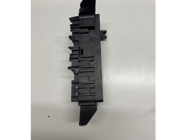 Блок предохранителей 68347016AD, 15805320AD Jeep Grand Cherokee WL