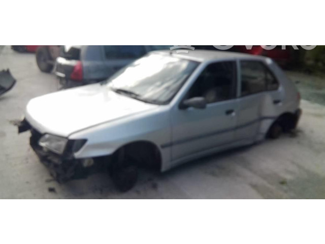 Ручка стеклоочистителей 623983 Peugeot 306