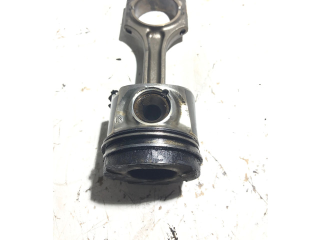  Поршень с шатуном D5244T10 81L123  Volvo XC60  