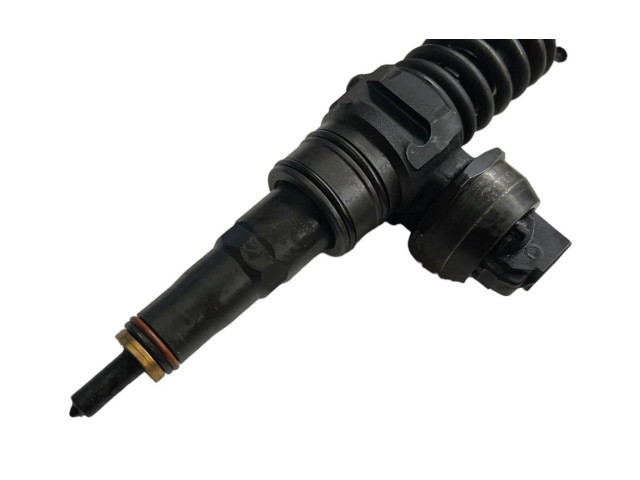 Vstřikovač 038130073BP Volkswagen Polo IV 9N3