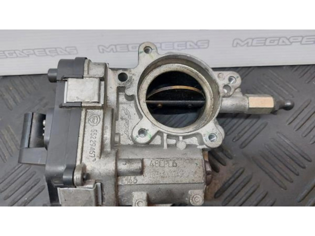 Vstřikovač 55229467   Alfa Romeo Mito  pro naftový motor   