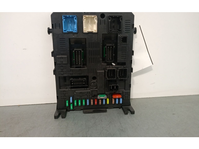 Pojistková skříňka Řídící jednotka BSM 9678477180 Peugeot 3008 I 2014