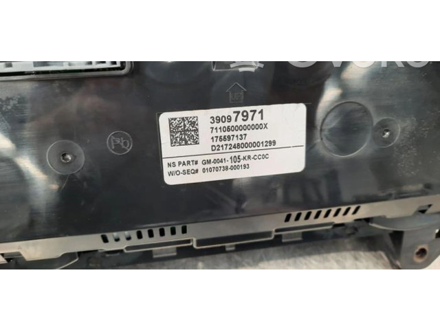 Přístrojová deska Opel Astra K 2018 39097971