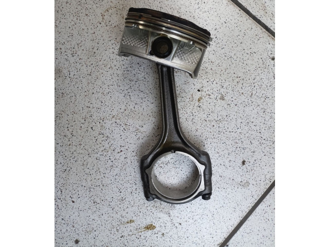 Píst Dodge Grand Caravan