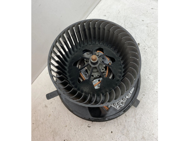 Вентилятор печки 1K1820015L, 3C0907521F Audi Q3 8U
