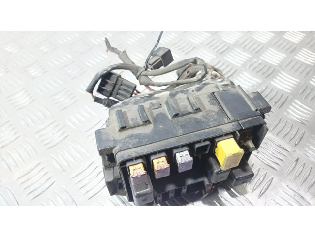 Блок предохранителей    Daihatsu Sirion    