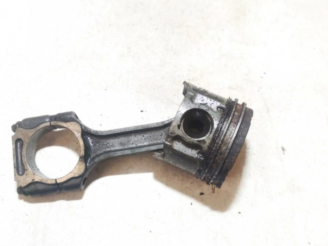 Поршень с шатуном 66430 SsangYong Rexton для дизельного двигателя 2.7