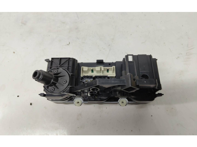 Блок управления климат-контролем 537011CF, 74730900   Volkswagen Jetta V