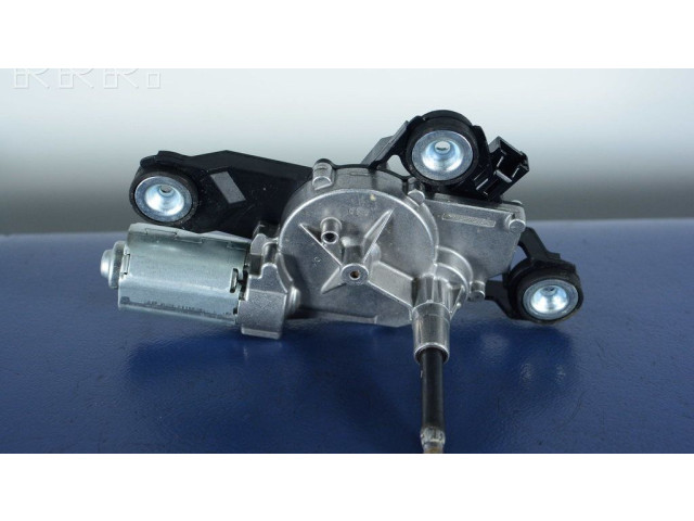 Двигатель стеклоочистителя заднего стекла