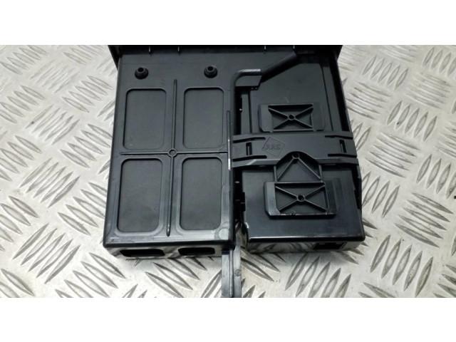 Мультимедийный контроллер