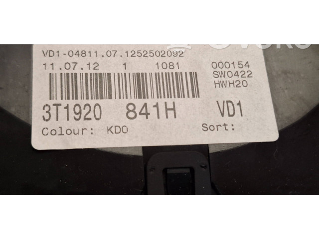 Панель приборов 3T1920841H, VD104811   Skoda Superb B6 (3T)       