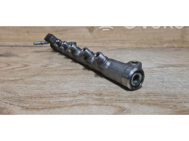 Vstřikovací lišta 31303612 Volvo V70 D4204T5