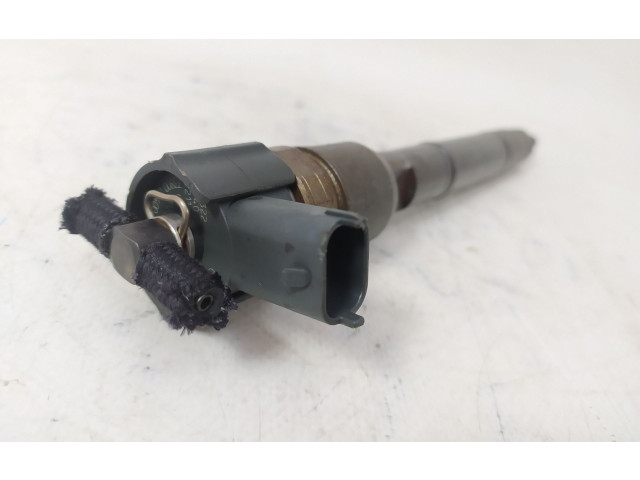 Форсунка 338002A400    Hyundai Getz  D4FA 