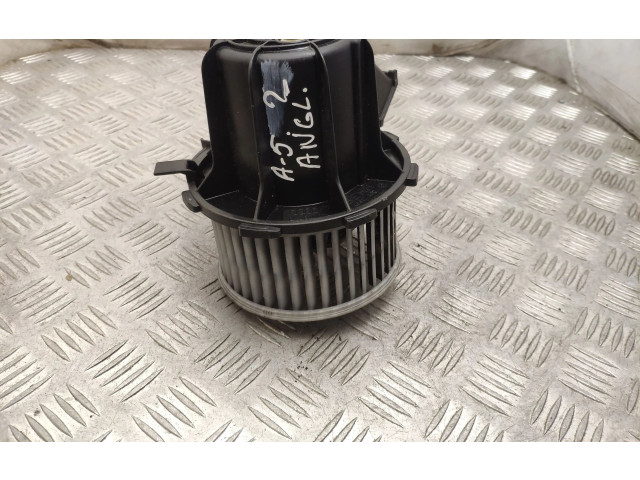 Вентилятор печки 8K2820021 Audi A5 8T 8F