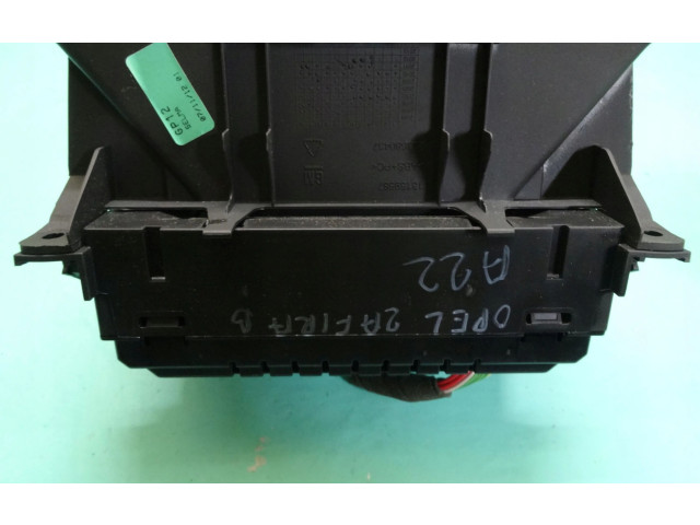 Дисплей 13381053, 28321369 Vauxhall Zafira B