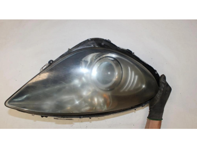 Передняя фара  