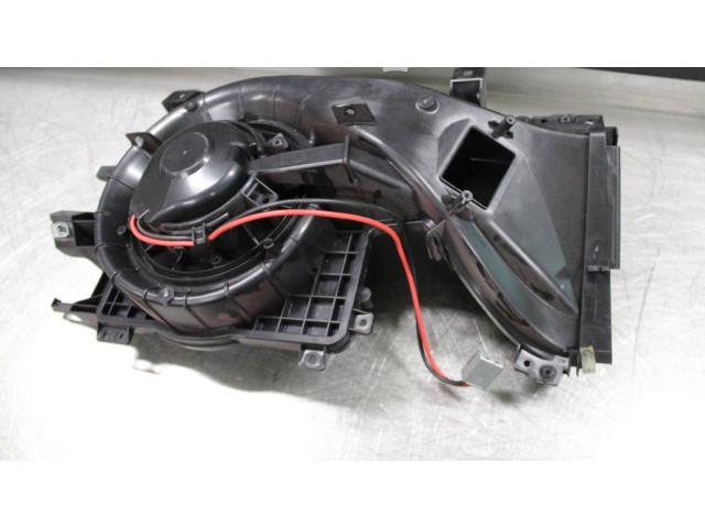 Вентилятор печки 92244308 Chevrolet Camaro