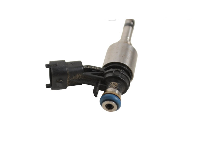 Vstřikovač 353102B130   Hyundai i30    G4FC 