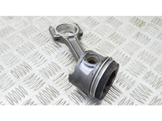 Поршень OM 607.951 A6070302100, A6070300717 Mercedes-Benz Citan W415 для дизельного двигателя 1.5