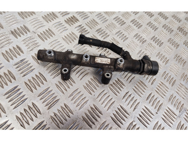 Vstřikovací lišta 057130764AM, 059130090CT   Audi Q7 4M    CVZA 