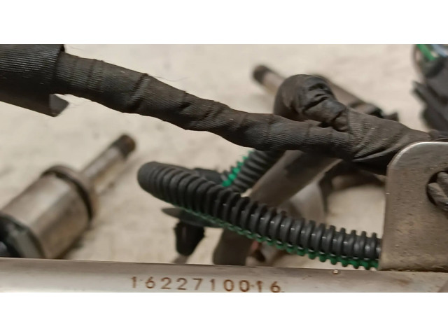 Комплект форсунок 175226637R, 1622710016    Dacia Dokker для бензинового двигателя  1.2