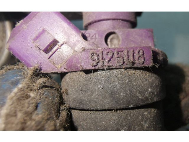 Vstřikovač 9125118 Volvo S40, V40 pro benzínový motor 1.8