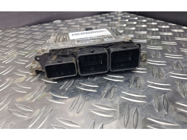 Масляный насос  T3JB 1846927  Ford B-MAX 