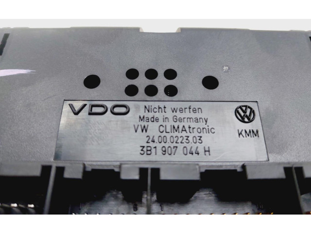 Блок управления климат-контролем 3B1907044H   Volkswagen PASSAT
