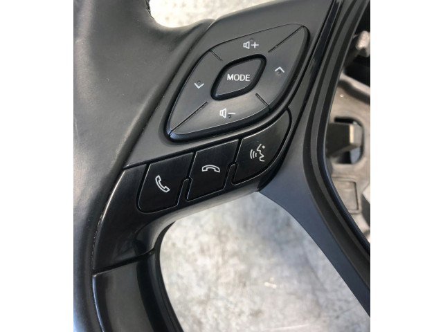 Руль Toyota C-HR I 2016 - 2023 года