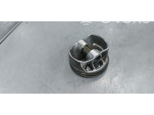 Píst A2760300700   Mercedes-Benz GLE (W166 - C292)    276821 