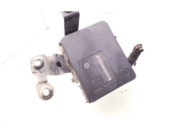 Блок АБС 1J0614117G, 1C0907379L Volkswagen Bora 1998 - 2005 года