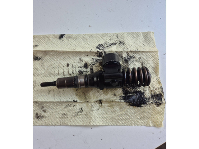 Форсунка 03G130073B Audi A3 S3 A3 Sportback 8P