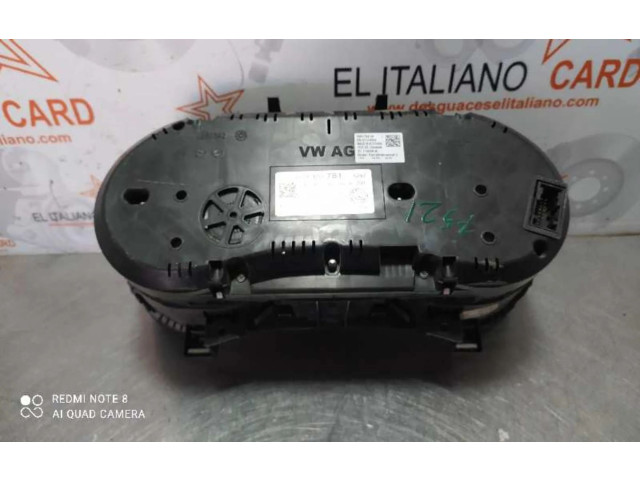 Панель приборов 5E0920781   Skoda Octavia Mk3 (5E)       