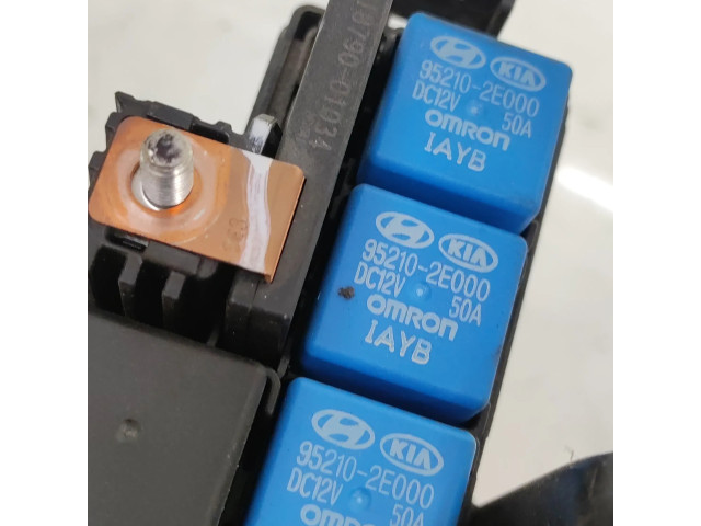 Pojistková skříňka 952102E000, 1879001034 Hyundai i30 2013