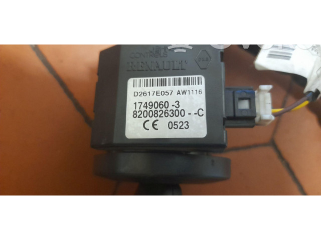 Комплект блоков управления 237100740R   Dacia Duster