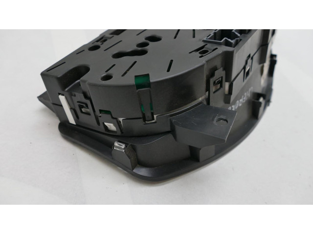 Панель приборов P05172758AB Jeep Cherokee