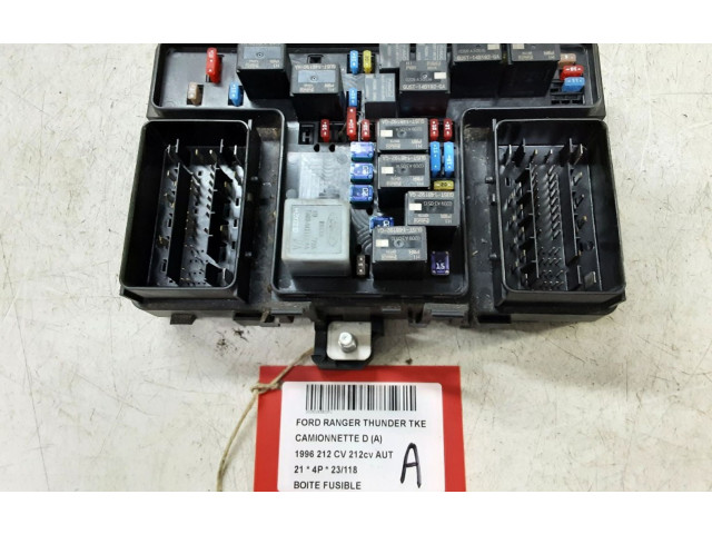 Блок предохранителей JB3T14D068CB, JB3T14D068CB Ford Ranger