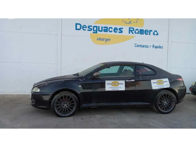 Вентилятор радиатора Alfa Romeo GT 1.9