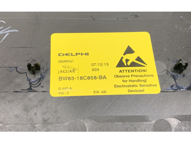 Блок управления климат-контролем BW8318C858BA   Jaguar XK  XKR