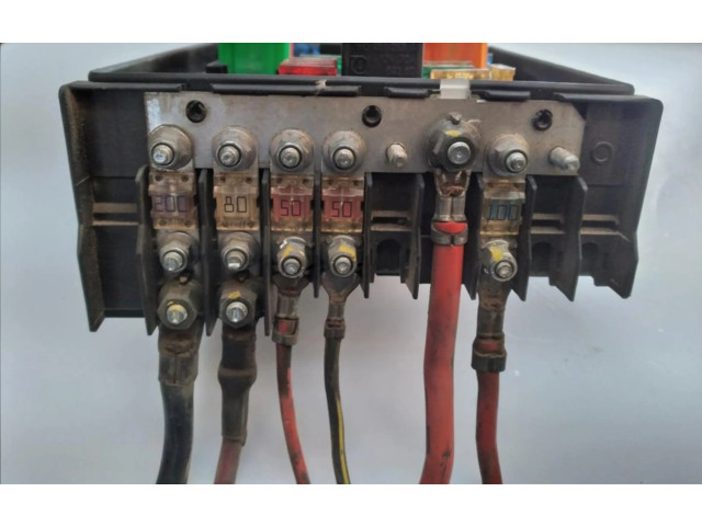 Pojistková skříňka 1K0937125, 1K0937125 Volkswagen Caddy