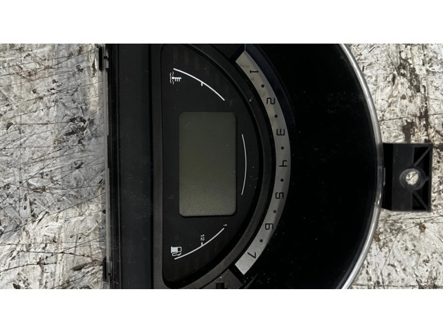 Панель приборов Citroen C2