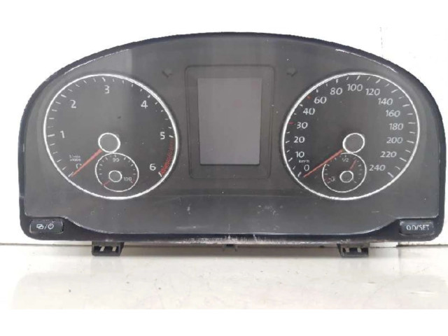 Панель приборов 2K0920876F   Volkswagen Caddy       