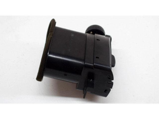 Воздушная решётка окна