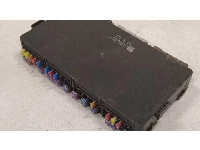 Pojistková skříňka 13b224, FU5T13B224AC Ford Explorer 2014